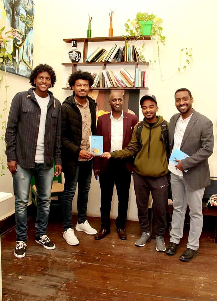 «أندلسية العينين» إطلالة شعرية خاصة للأديب والإعلامي الإريتري «محجوب حامد» - 4