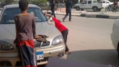 دحض الشائعات حول «قانون السايس».. حقيقة تحصيل كارتة لركن سيارتك أمام منازلك؟